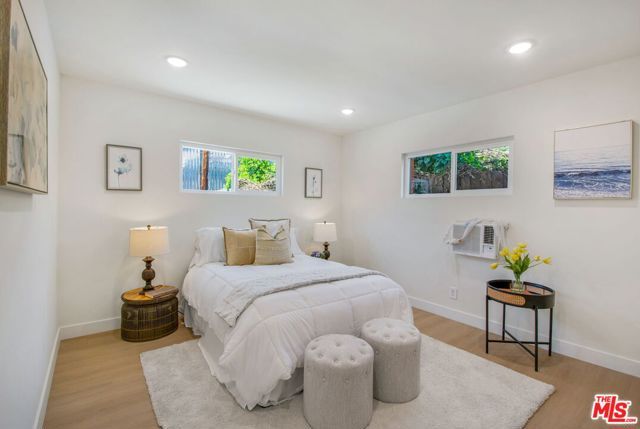 1129 S Citrus Avenue, Los Angeles, CA 90019