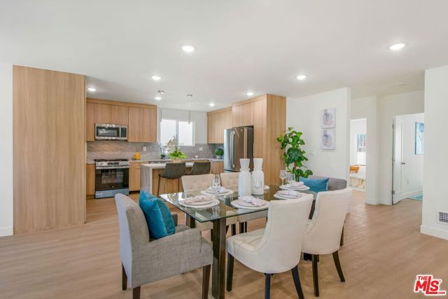 1129 S Citrus Avenue, Los Angeles, CA 90019