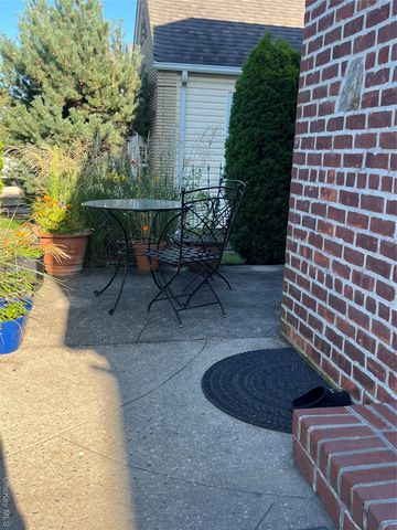 538 E Park Avenue, Long Beach, NY 11561