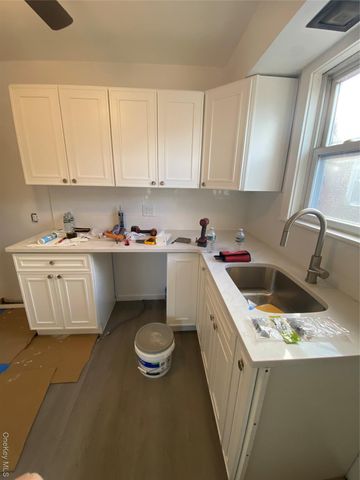 538 E Park Avenue, Long Beach, NY 11561