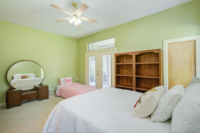 108 Buffalo Trail, Lake Jackson, TX 77566