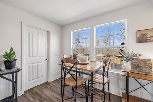 608 Skyview Dr, Ashland City, TN 37015