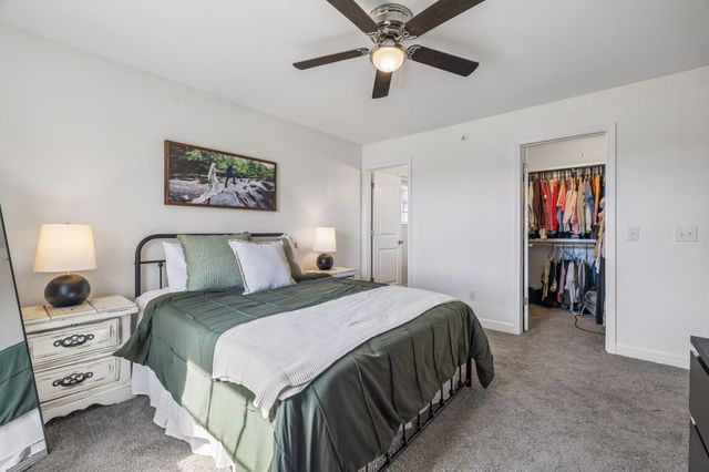 608 Skyview Dr, Ashland City, TN 37015