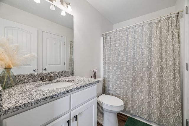 608 Skyview Dr, Ashland City, TN 37015