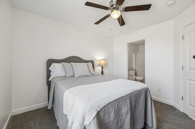 608 Skyview Dr, Ashland City, TN 37015