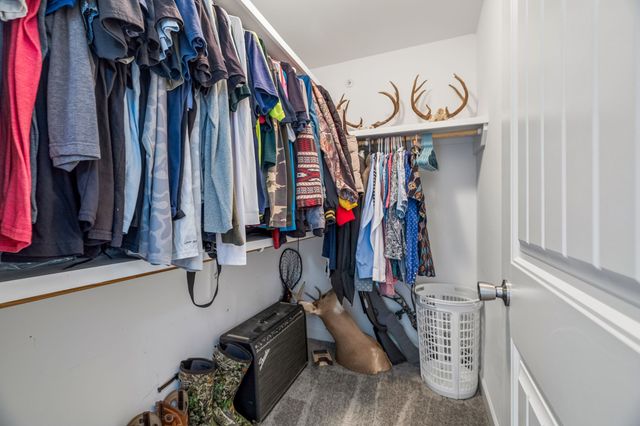 608 Skyview Dr, Ashland City, TN 37015