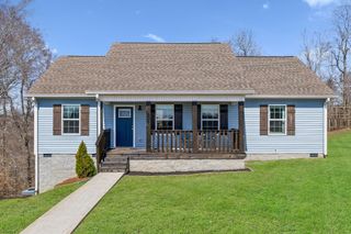 608 Skyview Dr, Ashland City, TN 37015