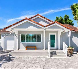 2263 SW 12th St, Miami, FL 33135
