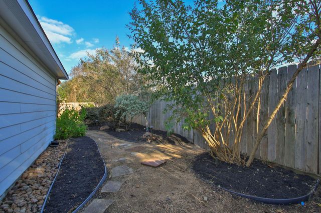 9203 Memorial Pines Way, Spring, TX 77379