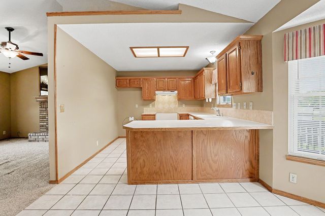 2929 N Parkwood Ct, Wichita, KS 67220