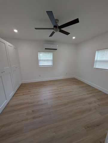 1834 28TH AVENUE N, St Petersburg, FL 33713