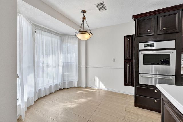 2109 Galleon Drive, League City, TX 77573