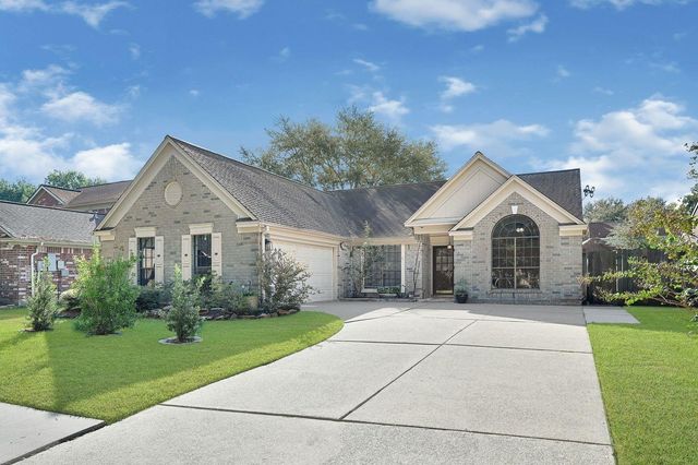 2109 Galleon Drive, League City, TX 77573