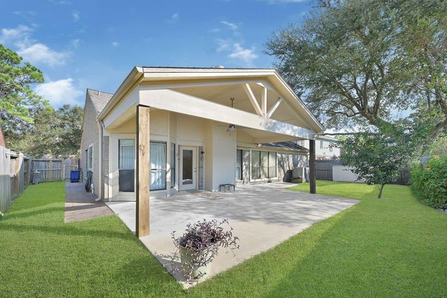 2109 Galleon Drive, League City, TX 77573
