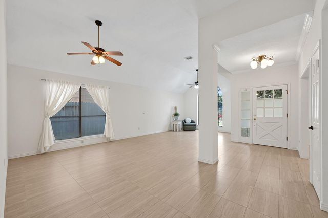 2109 Galleon Drive, League City, TX 77573