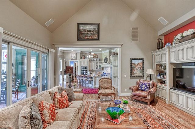 4410 Berry Farm Road, Norman, OK 73072