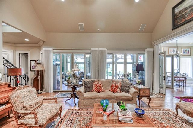 4410 Berry Farm Road, Norman, OK 73072