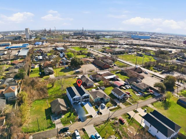 430 Rhode Island St, Houston, TX 77029