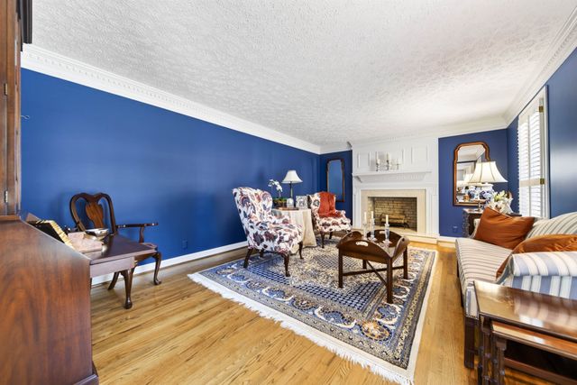 208 Hidden Lake Rd, Hendersonville, TN 37075