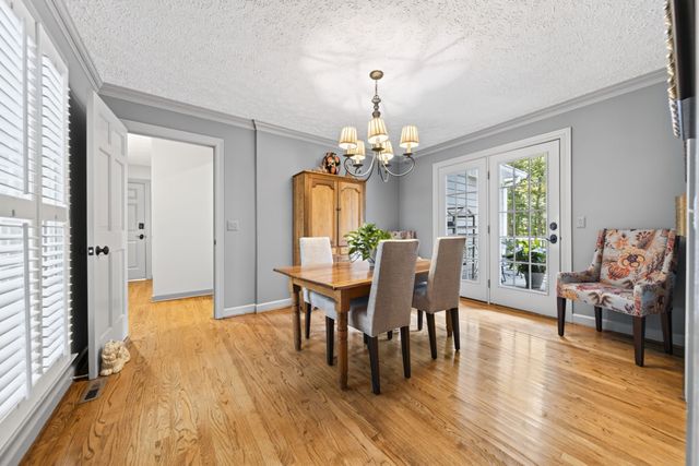 208 Hidden Lake Rd, Hendersonville, TN 37075