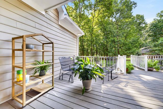 208 Hidden Lake Rd, Hendersonville, TN 37075
