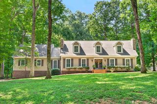 208 Hidden Lake Rd, Hendersonville, TN 37075