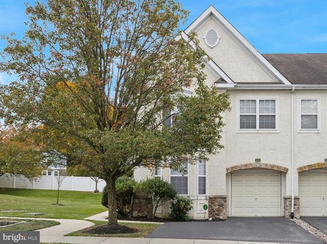 310 ROLLING HILL DR, Plymouth Meeting, PA 19462