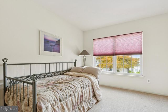 310 ROLLING HILL DR, Plymouth Meeting, PA 19462