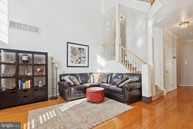 310 ROLLING HILL DR, Plymouth Meeting, PA 19462