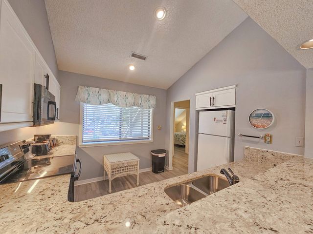 112 Westhill Cir Apt 8E, Myrtle Beach, SC 29572