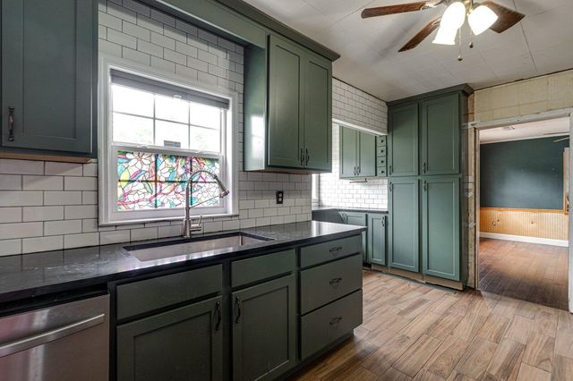 1304 Mcbrien Road, Chattanooga, TN 37412