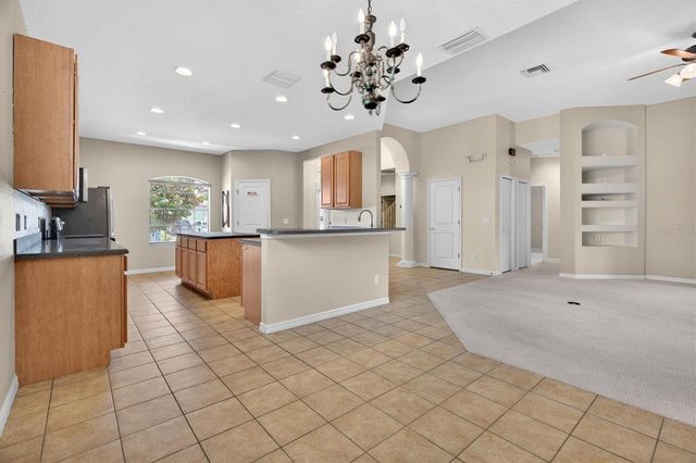 369 VILLA SORRENTO CIRCLE, Haines City, FL 33844