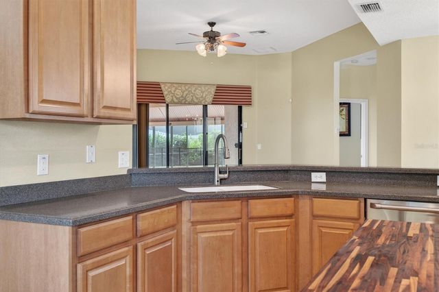 369 VILLA SORRENTO CIRCLE, Haines City, FL 33844
