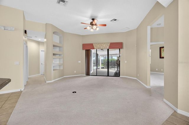 369 VILLA SORRENTO CIRCLE, Haines City, FL 33844