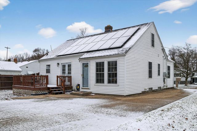 818 Parchmount Avenue, Parchment City, MI 49004