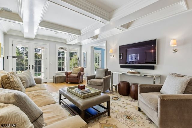 260 Woodland Rd, Madison Boro, NJ 07940