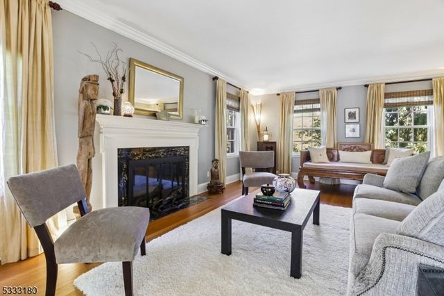 260 Woodland Rd, Madison Boro, NJ 07940