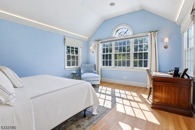 260 Woodland Rd, Madison Boro, NJ 07940