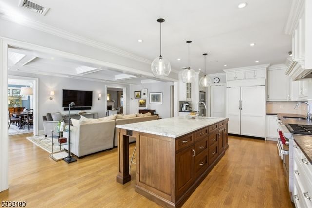 260 Woodland Rd, Madison Boro, NJ 07940