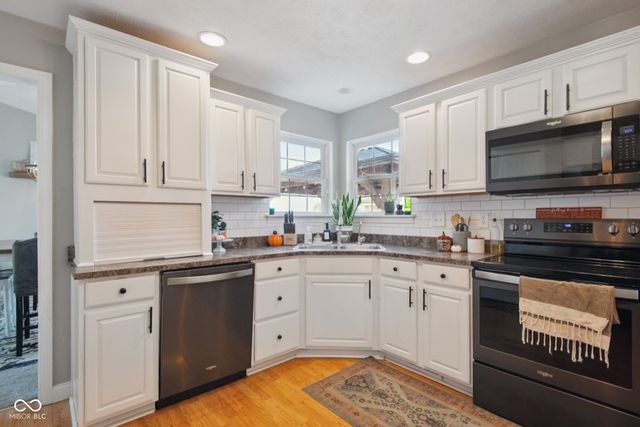 2935 Cross Creek Drive, Columbus, IN 47201