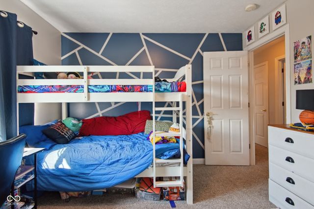 2935 Cross Creek Drive, Columbus, IN 47201