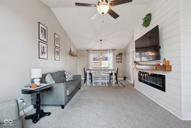 2935 Cross Creek Drive, Columbus, IN 47201