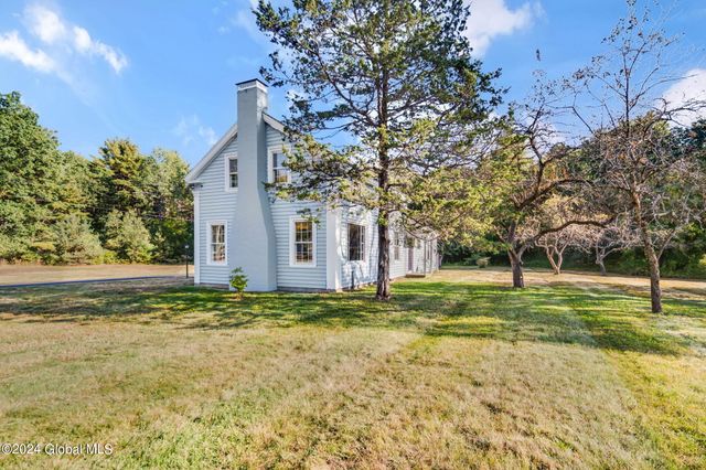 377 Corinth Road, Queensbury, NY 12804