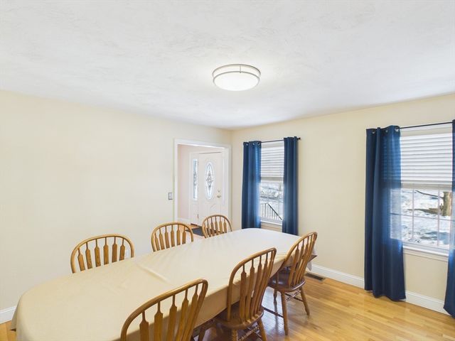 76 Karen's Way, Raynham, MA 02767