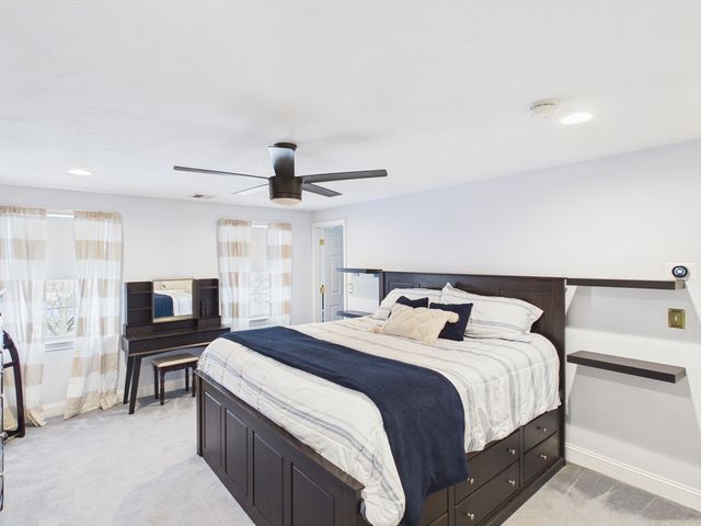 76 Karen's Way, Raynham, MA 02767