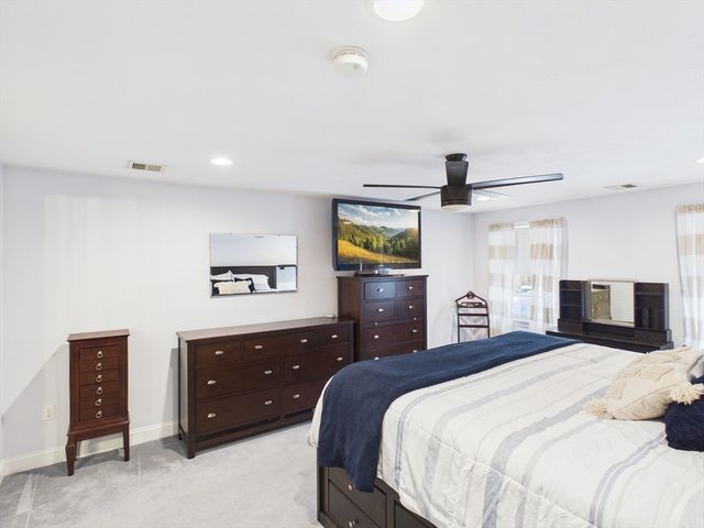 76 Karen's Way, Raynham, MA 02767