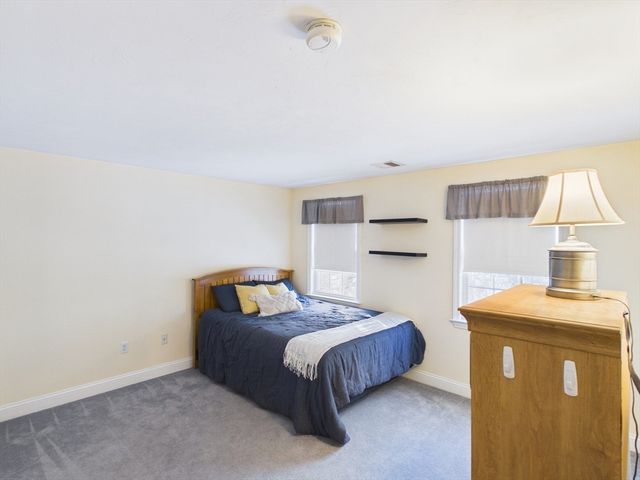 76 Karen's Way, Raynham, MA 02767