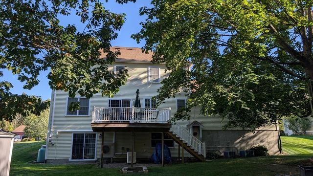 76 Karen's Way, Raynham, MA 02767