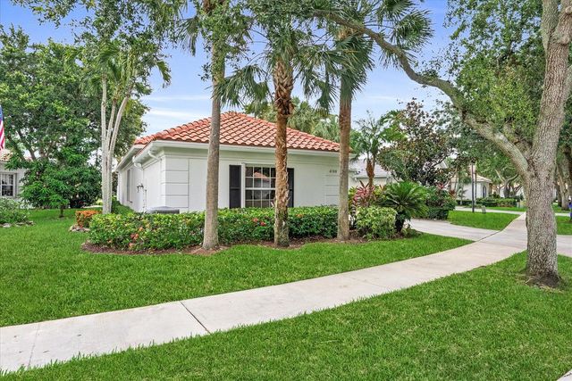 4789 Valencia Drive, Delray Beach, FL 33445