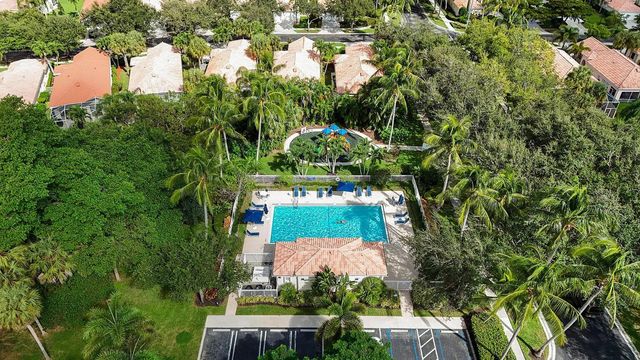 4789 Valencia Drive, Delray Beach, FL 33445
